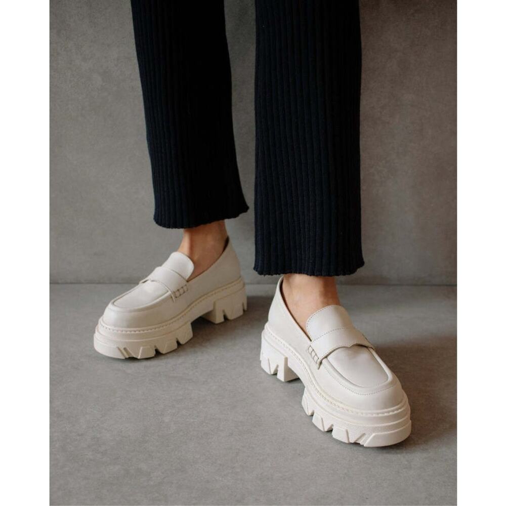 [Alohas] Cream Trailblazer Chunky Heel Penny Loafers Genuine Leather Sz 10 EU 40 - Picture 2 of 12